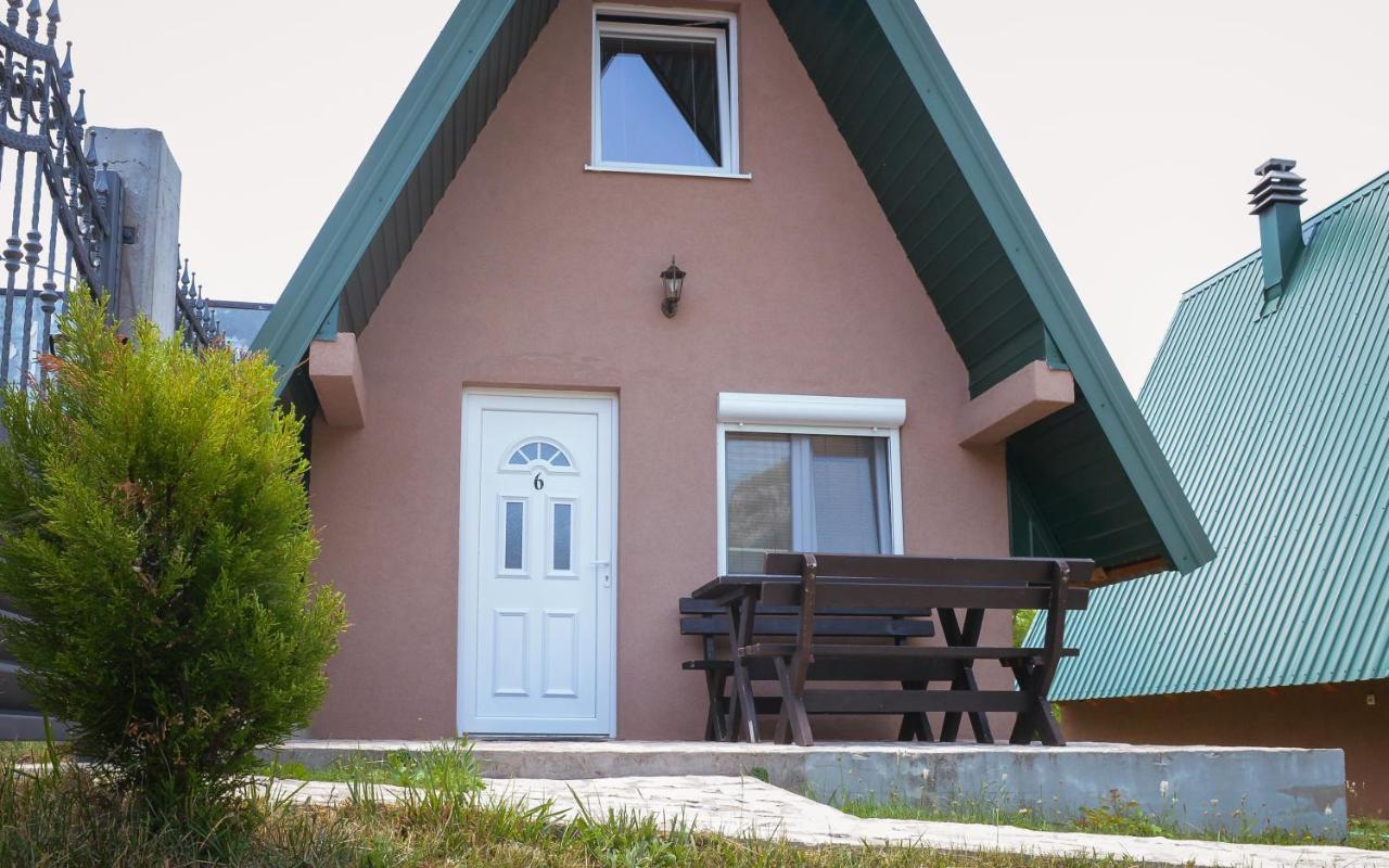 Bungalow Holiday Плужине Экстерьер фото