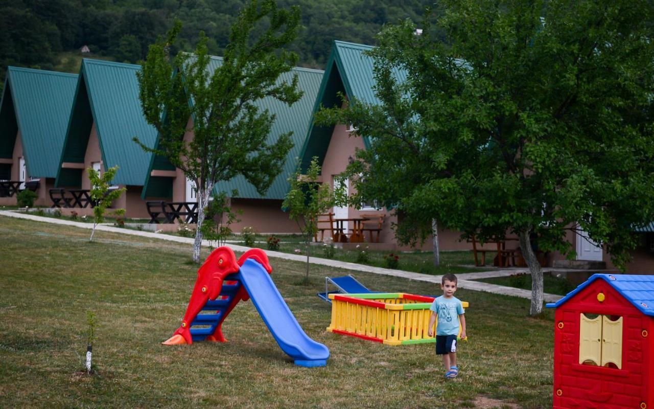 Bungalow Holiday Плужине Экстерьер фото