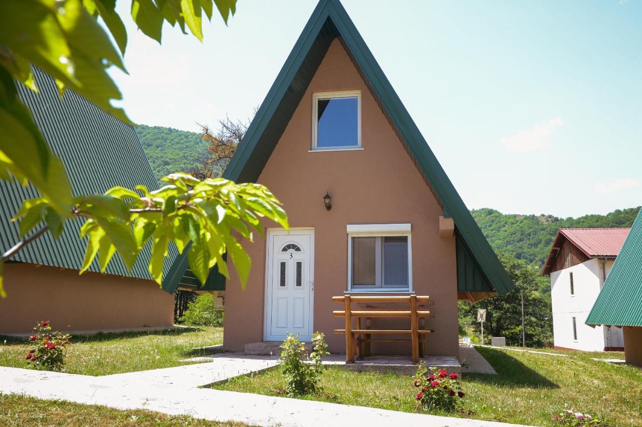 Bungalow Holiday Плужине Экстерьер фото