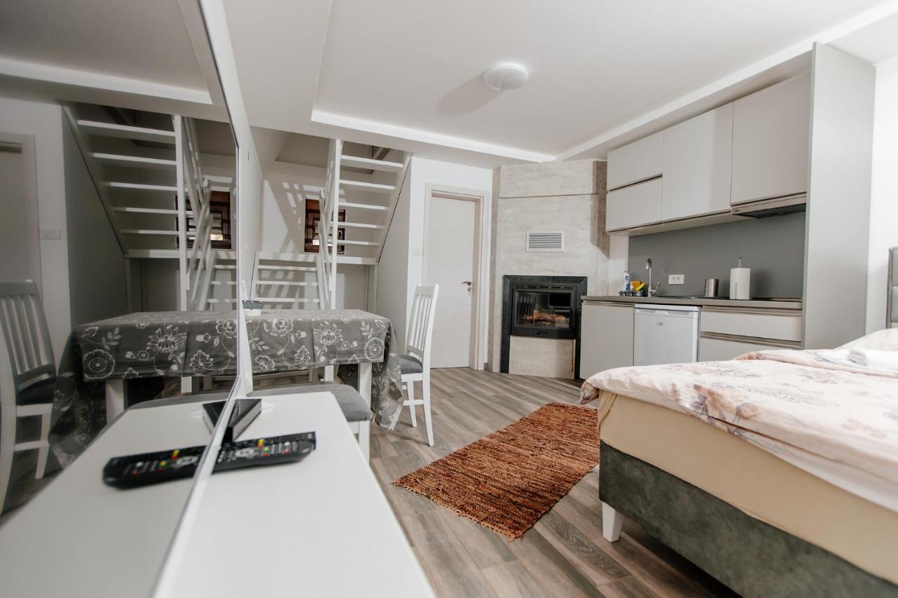 Bungalow Holiday Плужине Экстерьер фото