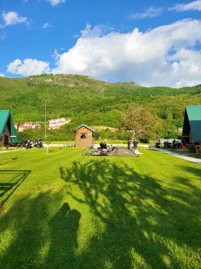 Bungalow Holiday Плужине Экстерьер фото